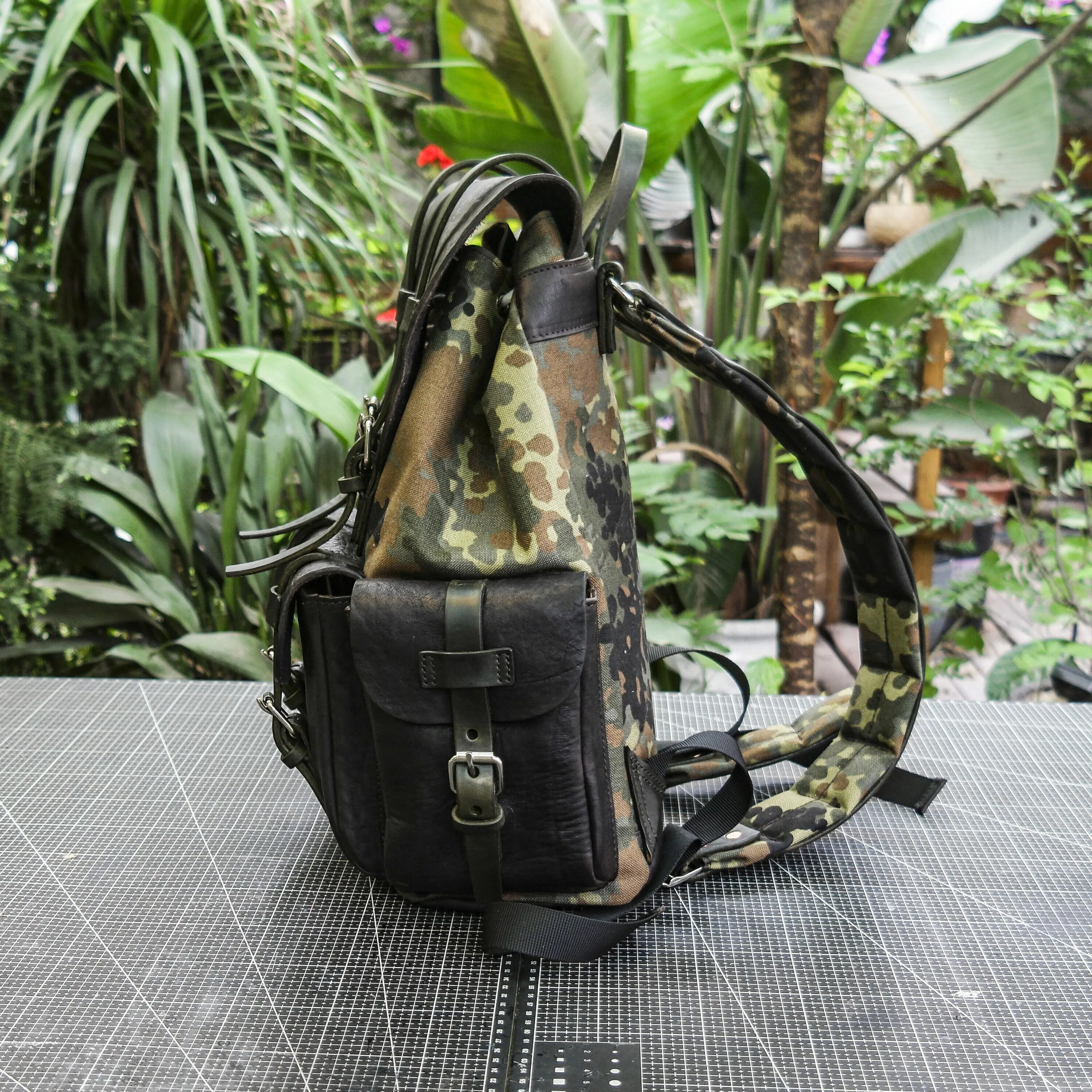 【Backpack pattern】 CORDURA camouflage cowhide backpack pattern