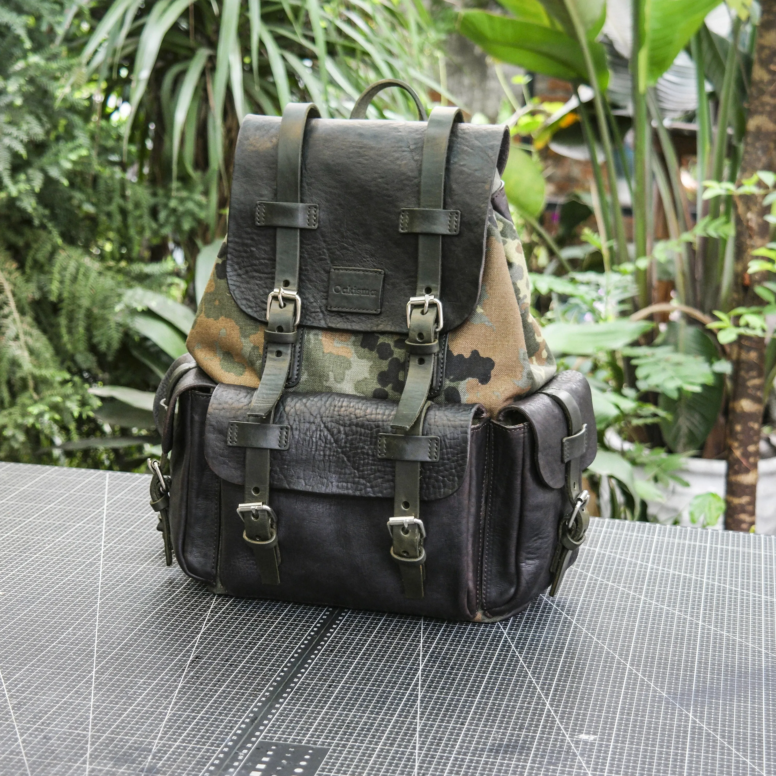 【Backpack pattern】 CORDURA camouflage cowhide backpack pattern