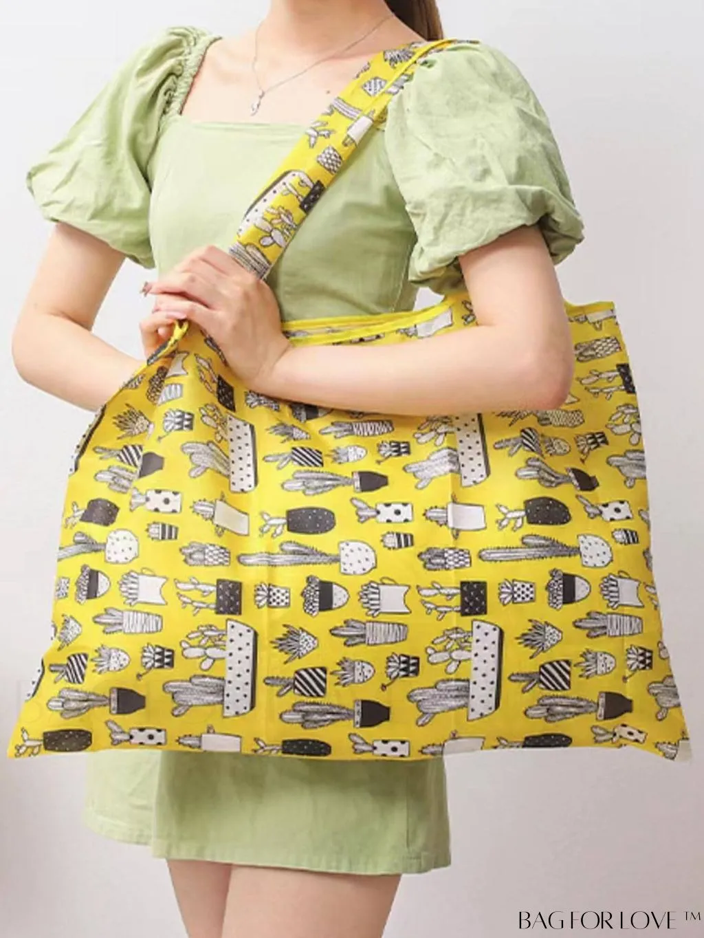 BagForLove - Foldable Fashion Print Shopping Bag - Convenient Handbag for Travel and Grocery Shopping
