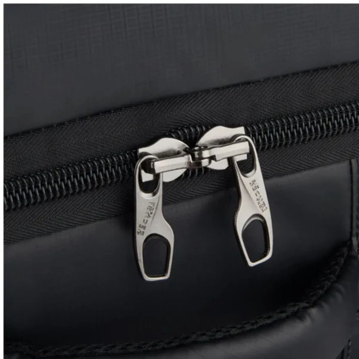 Delsey Raspail Cabin Trolley Case Duffel - 54cm - Black