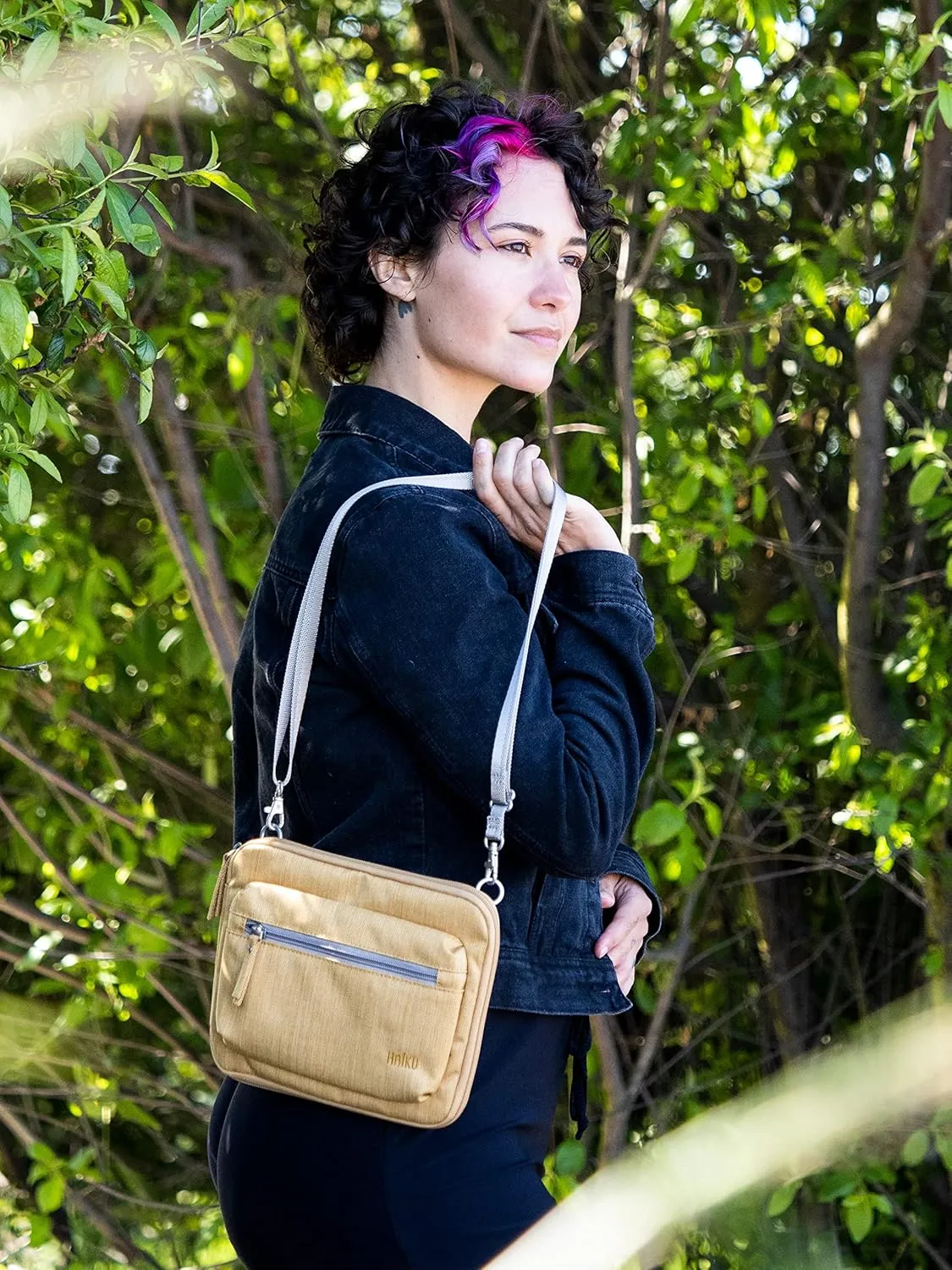 HAIKU Aspire Folio Crossbody Convertible Organizer Bag
