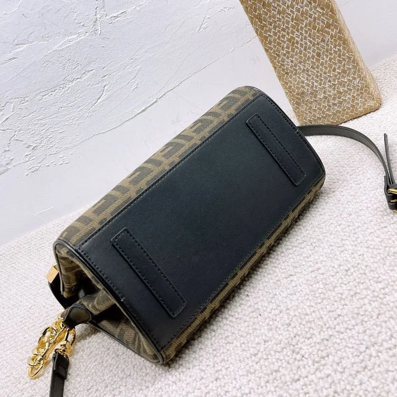 Handle Top ESMEE Exceptional Brown/Black Stable La Medusa - Bag