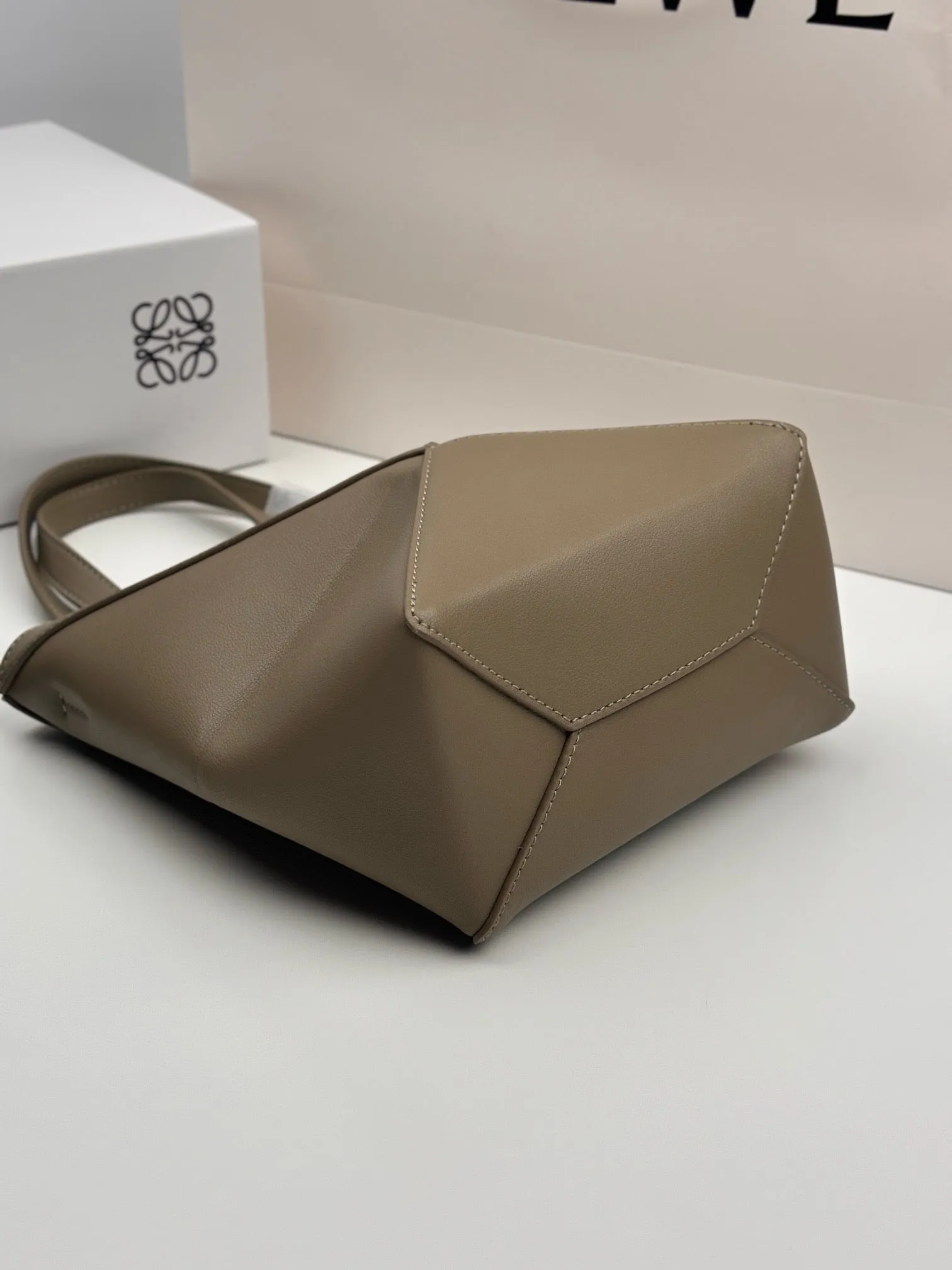 L0ew Puzzle Fold Bag [Small]