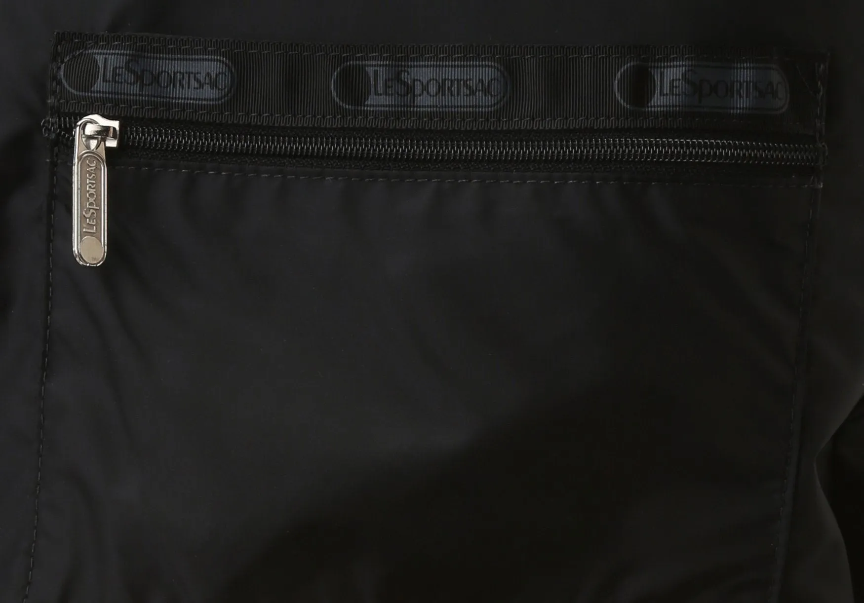 LeSportsac Campus Messenger