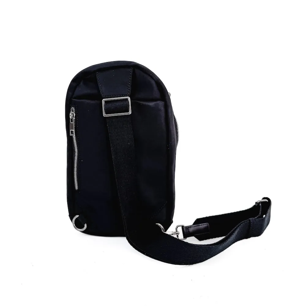L'uomo Man Crossbody Bag