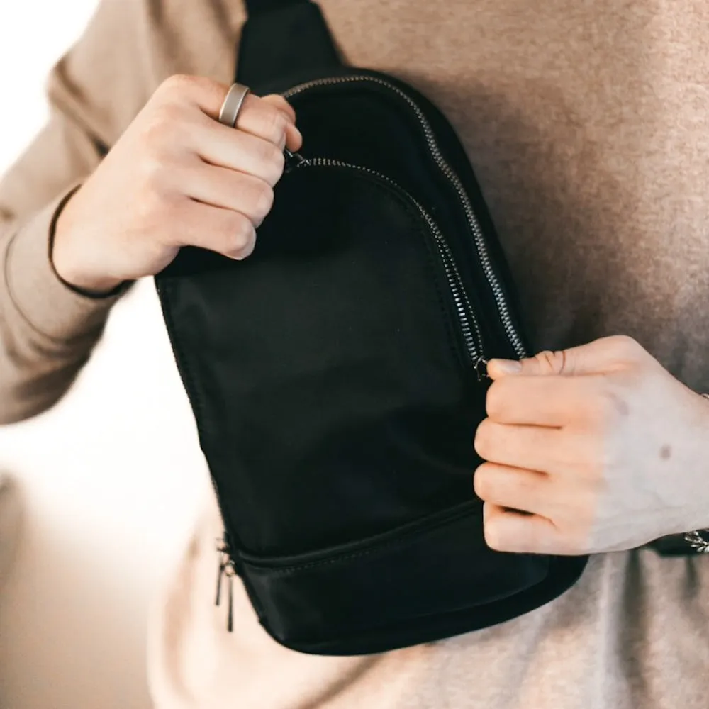 L'uomo Man Crossbody Bag
