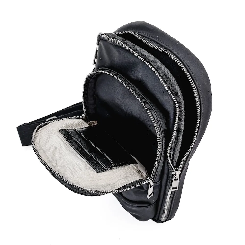 L'uomo Man Crossbody Bag
