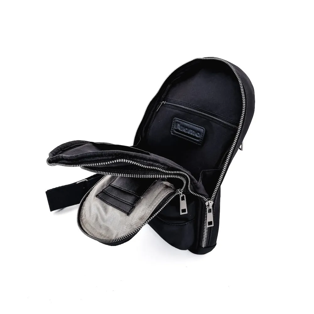 L'uomo Man Crossbody Bag