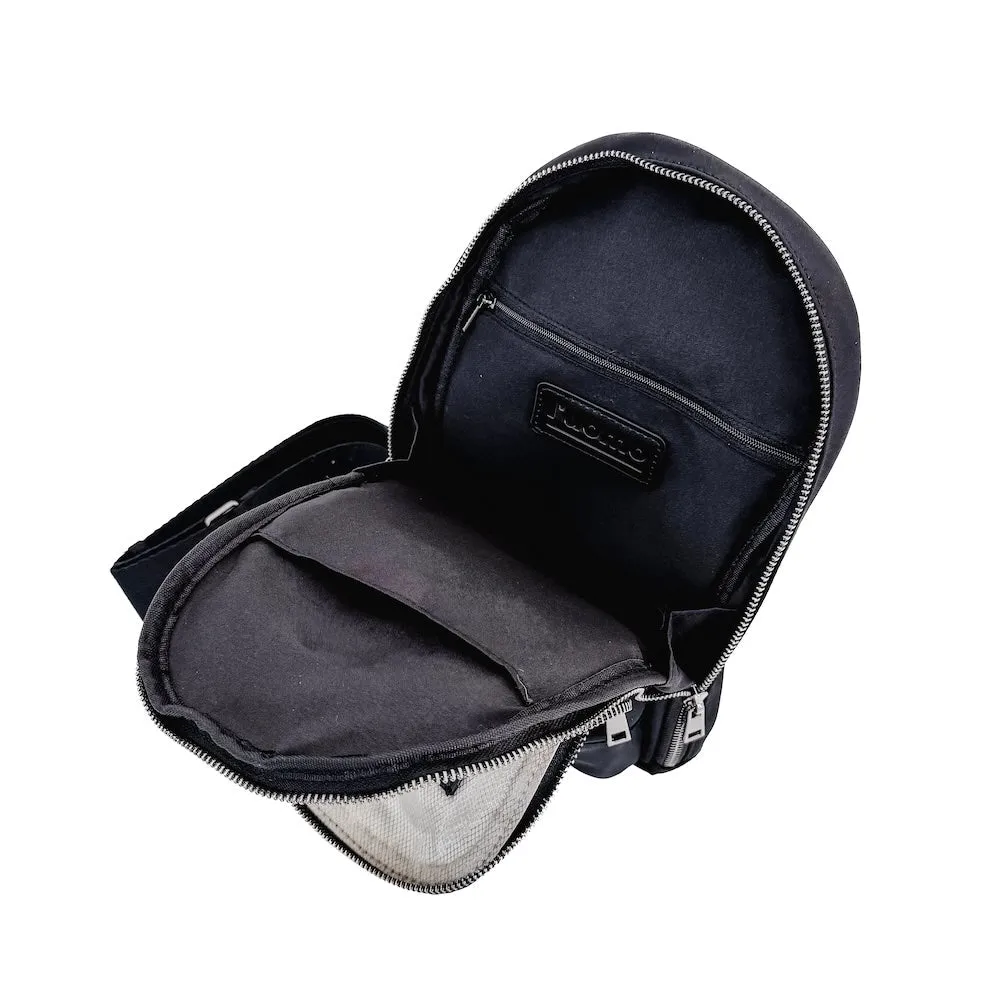L'uomo Man Crossbody Bag