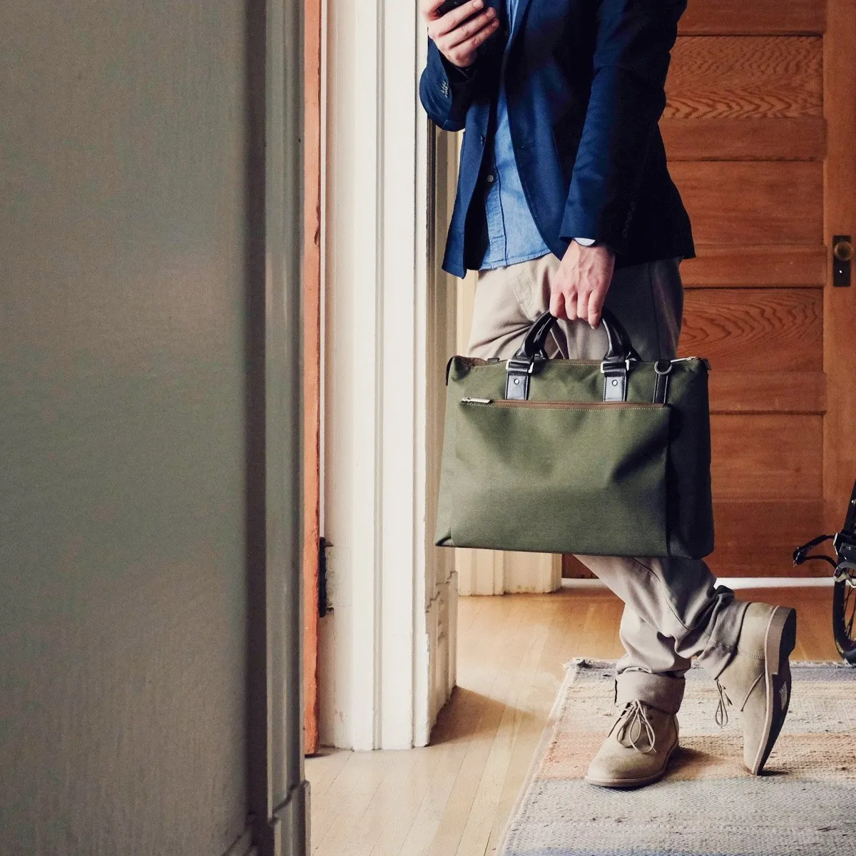 Moshi Urbana Briefcase