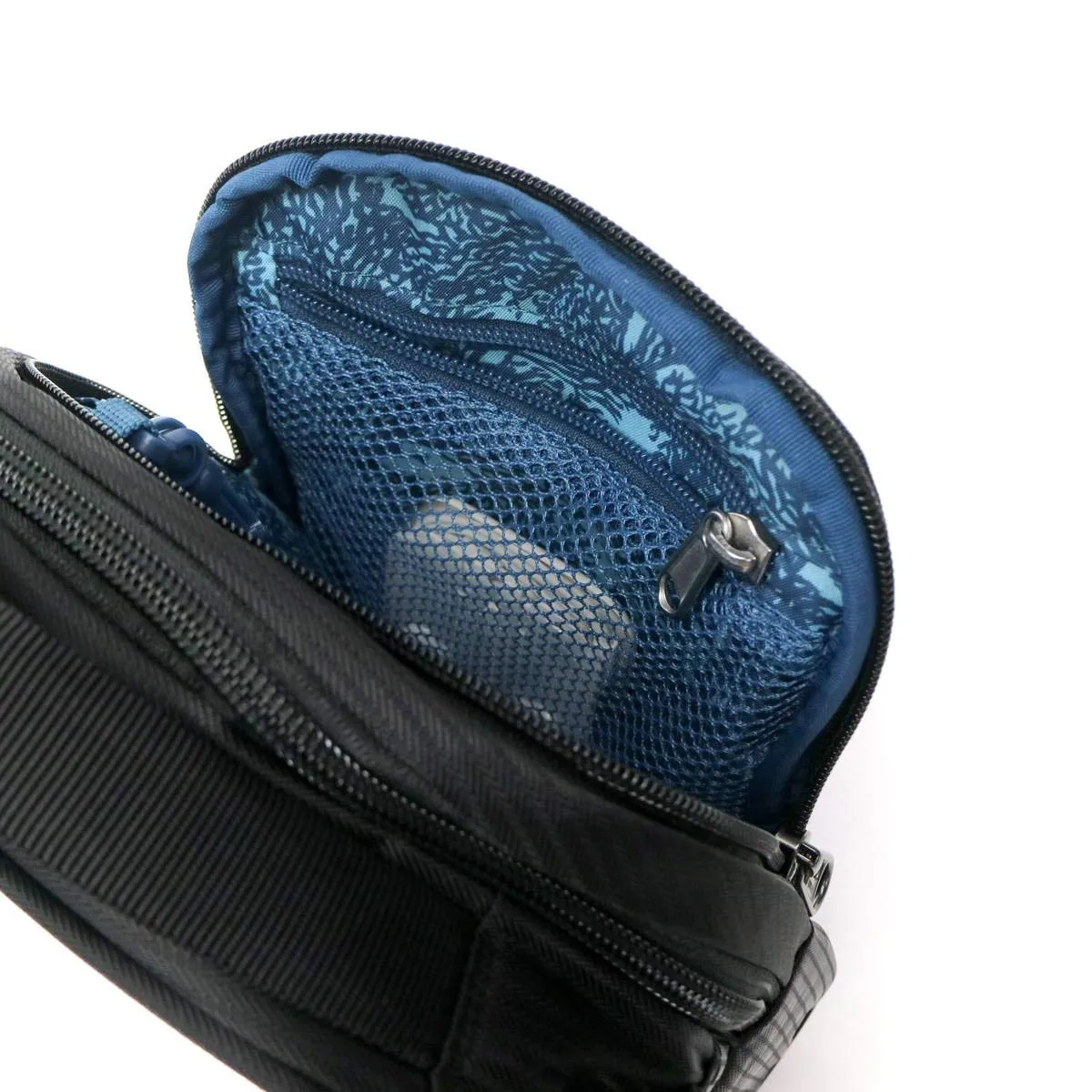 PacSafe Metrosafe LS100 3 Liter Anti Theft Crossbody/Shoulder Bag-Fits 7 inch Tablet