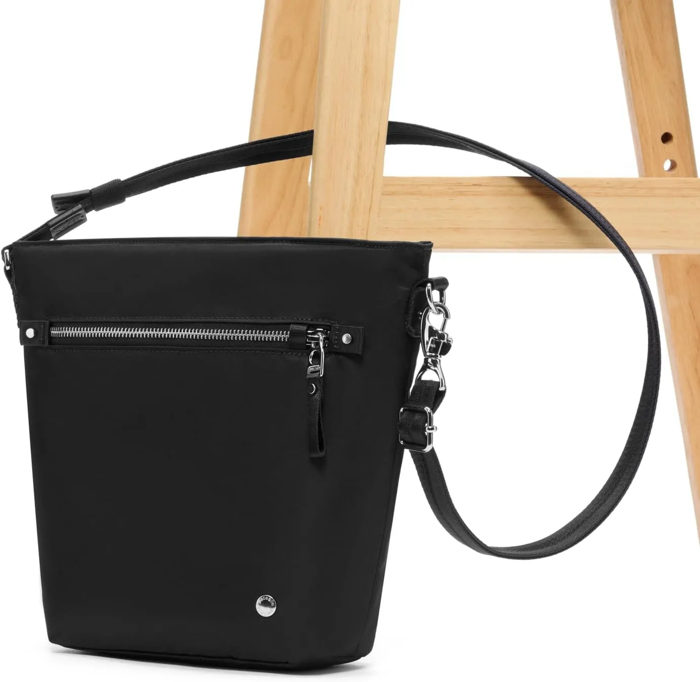 Pacsafe W Anti Theft Crossbody