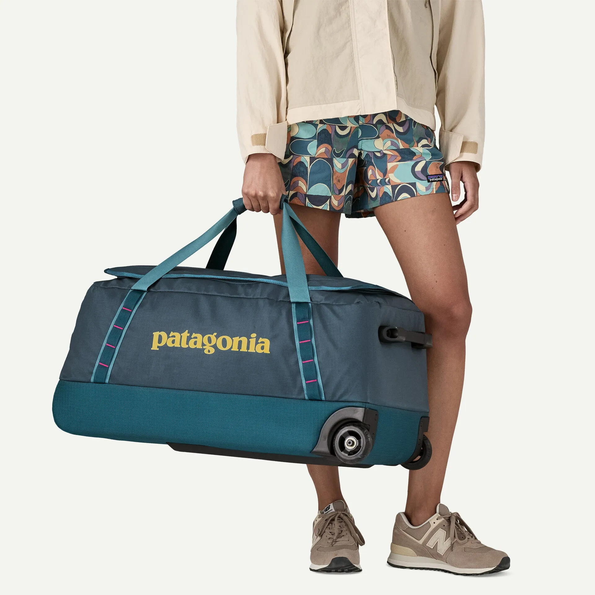 Patagonia Black Hole Wheeled Duffel 70L