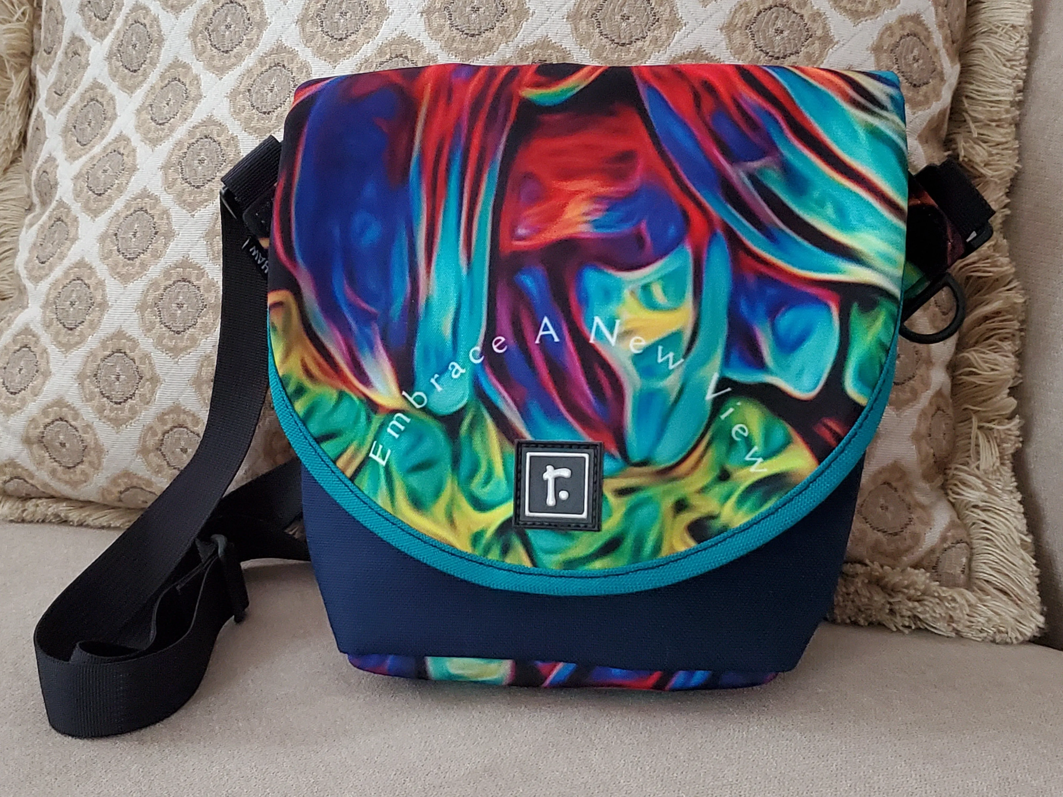 "Radiance" Small Messenger Bag