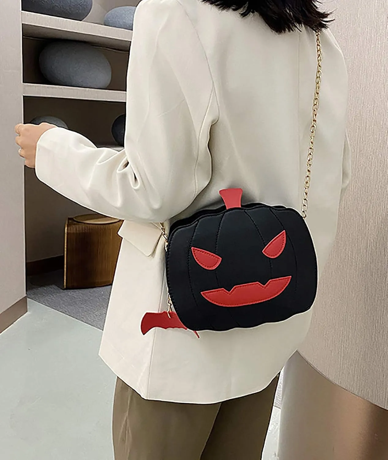 QZUnique Halloween Purses Gothic Novelty Shoulder Bag Pumpkin Coffin Skull Bat Crossbody Bag holiday Party Gift Candy Bag