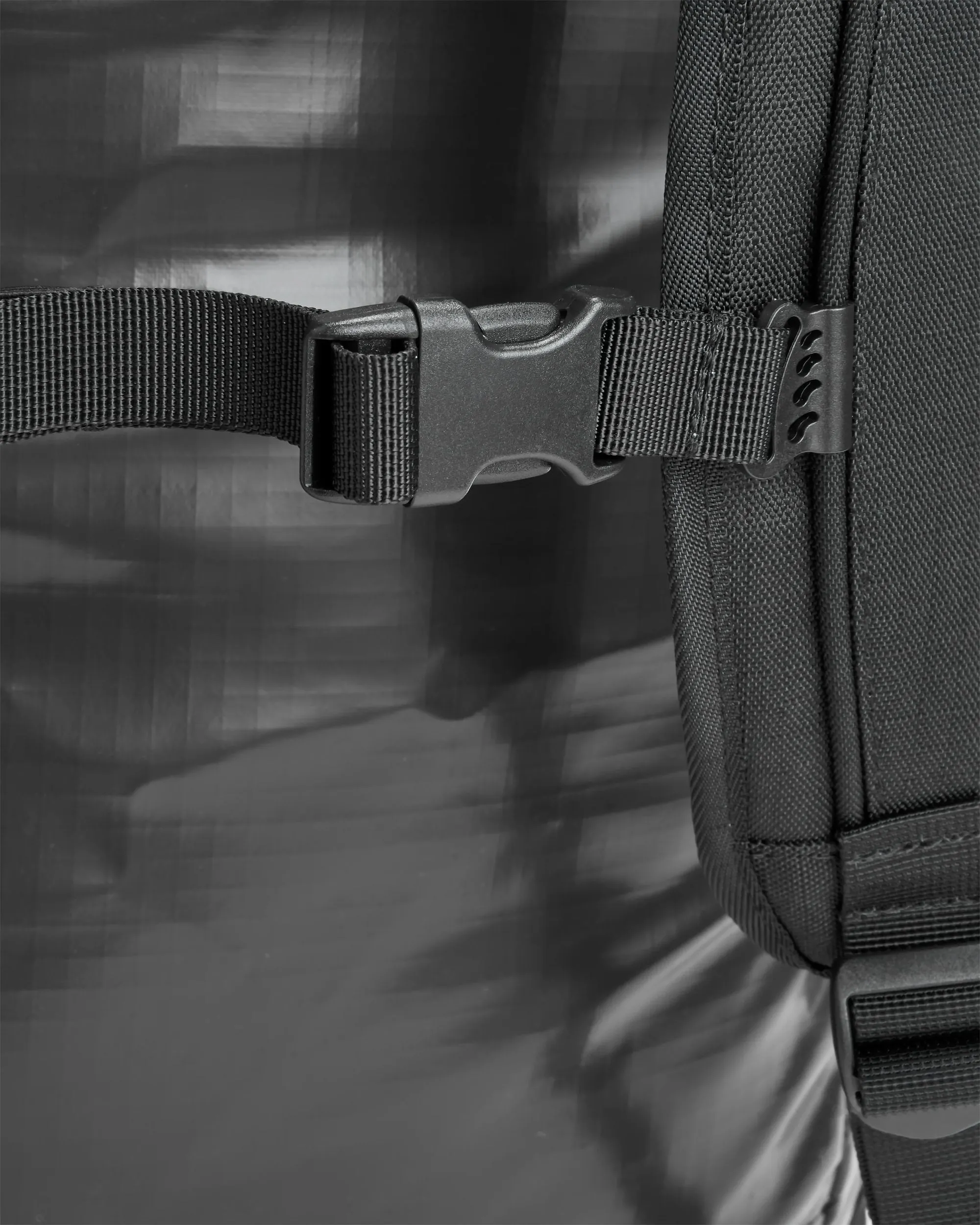 Roamer Recycled 80L Duffel Bag - Phantom Black