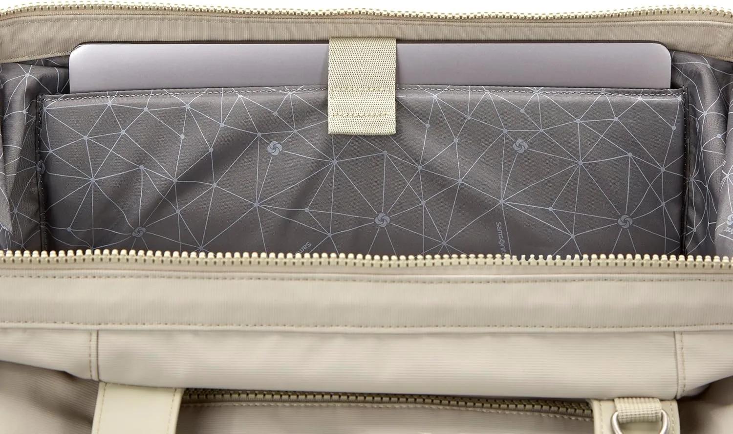 Samsonite Better Than Basics Weekender