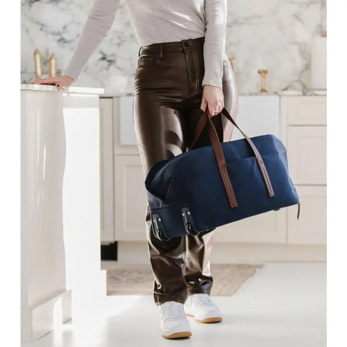 Samsonite Virtuosa Weekender Wheeled Duffle Bag - Navy