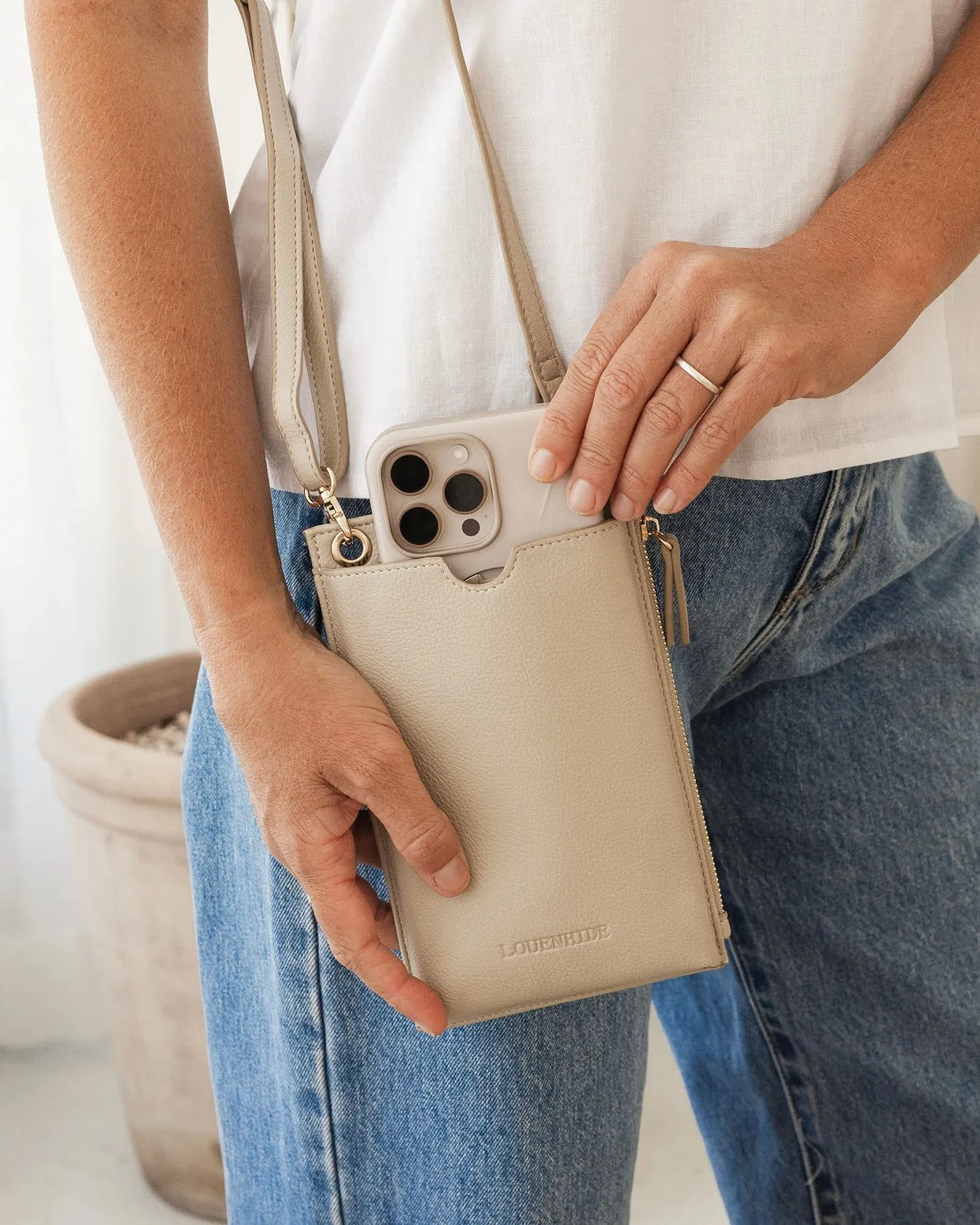 Suki Phone Crossbody Bag (Almond)