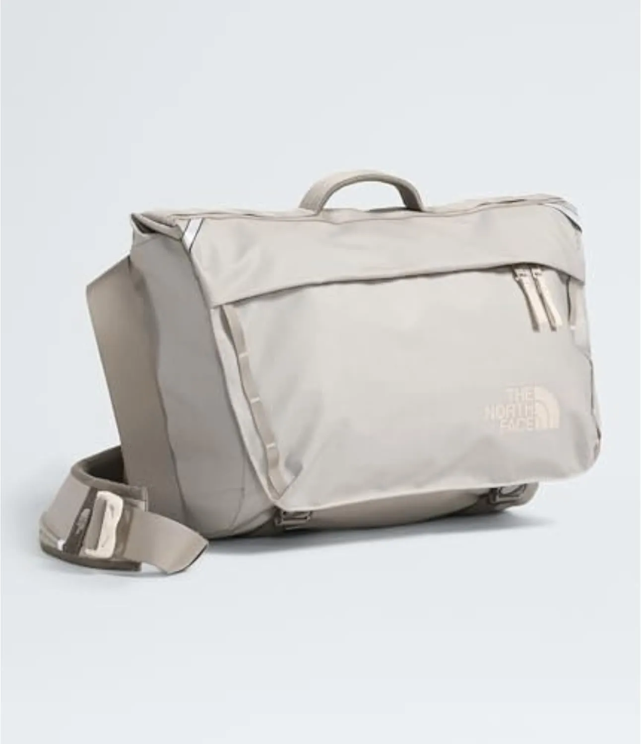 THE NORTH FACE Base Camp Voyager Messenger Bag