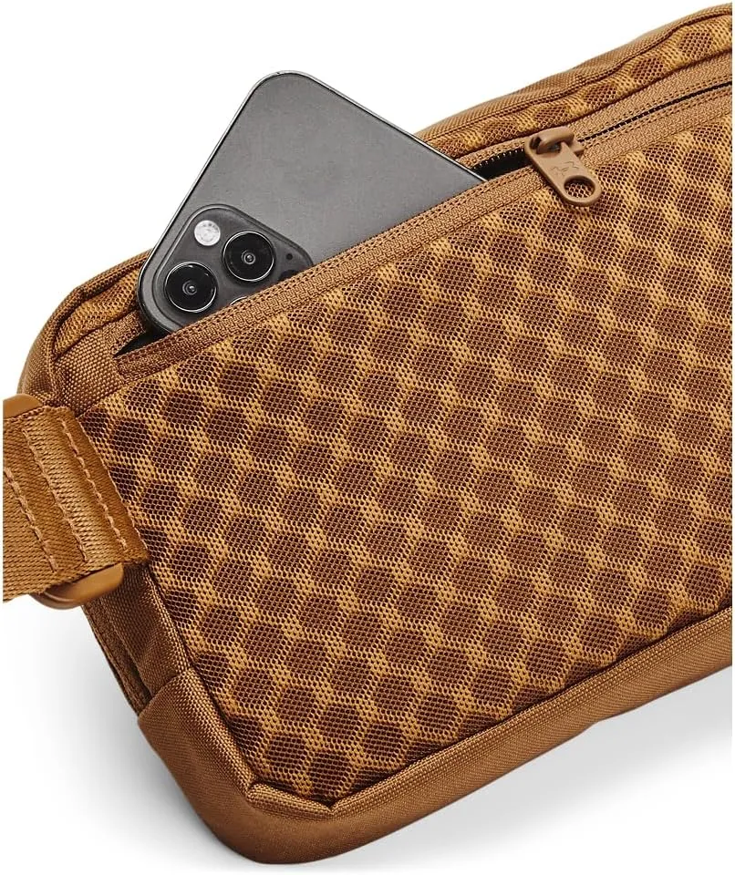 Under Armour Loudon Crossbody Waist Bag