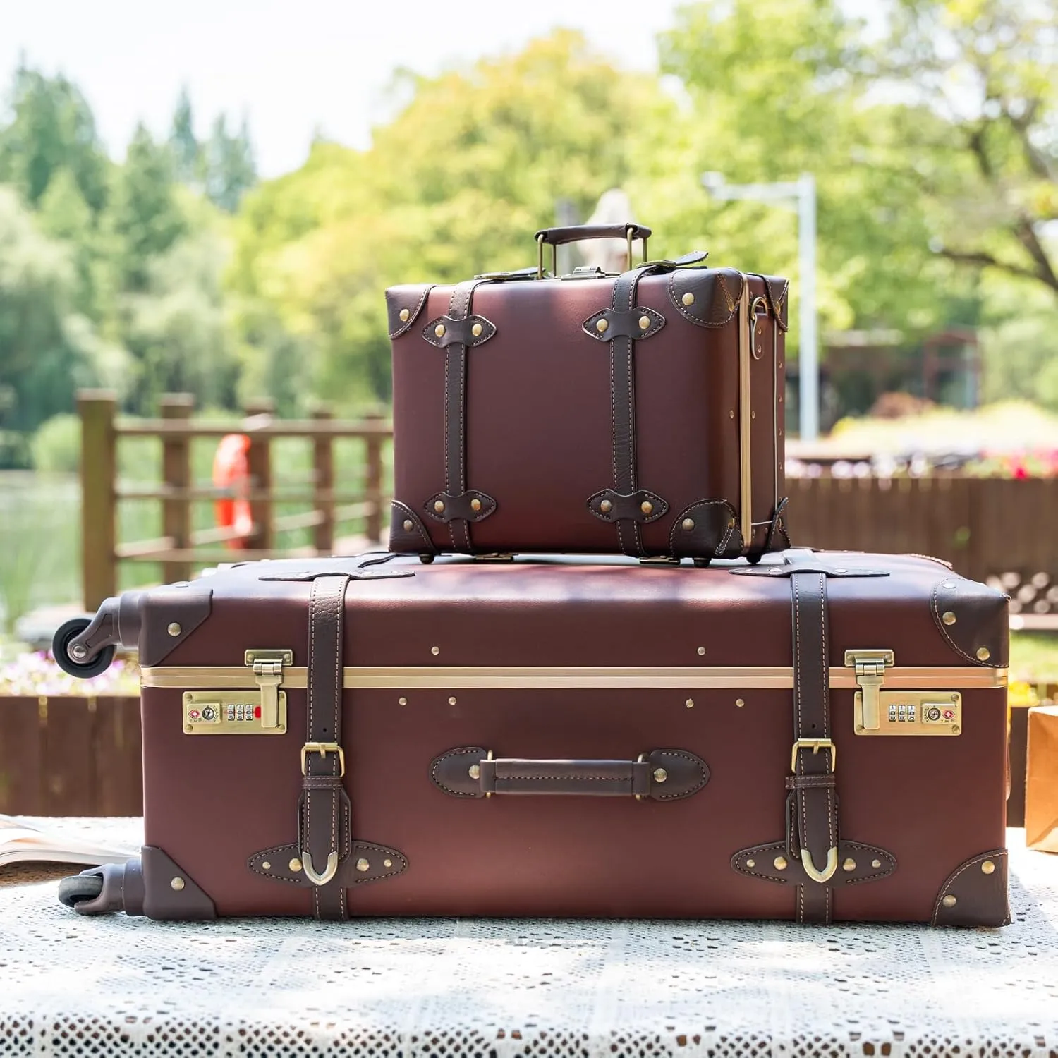 urecity Vintage Luggage Sets of 3 Piece - Hardside Lightweight Spinner Suitcases - Retro Travel Set includes Under Seat Train Case, 26" 20" 12" (Caramel Brown)