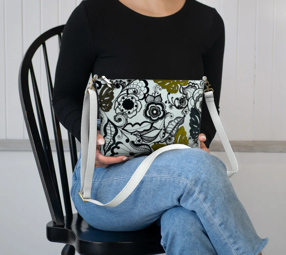 Vegan Leather Crossbody Purse (2025-02-25, 2:23 PM)
